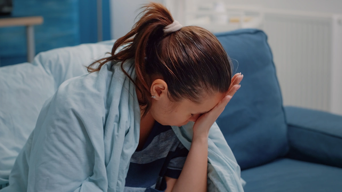 Une femme en phase d'absence épileptique