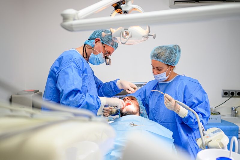 chirurgienne dentiste